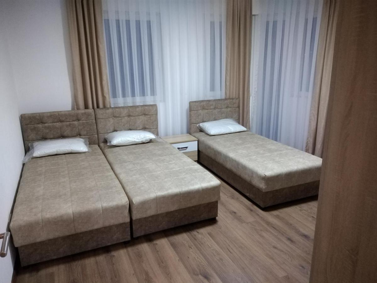 Vila Centar Mb Bed & Breakfast Sjenica Exterior photo